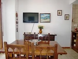 דירה Av Rhode 89 01 רוזס